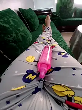 Snapshot of Tota_sexi chatting on 05-16-26, 02:27 Tota sexi online show from 05-16-26, 02:27