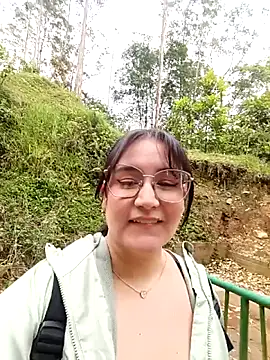 Snapshot of SaloGray8 chatting on 05-19-26, 01:28 SaloGray8 online show from 05-19-26, 01:28