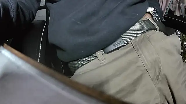 Chrisatmiami online show from 11-17-25, 09:09