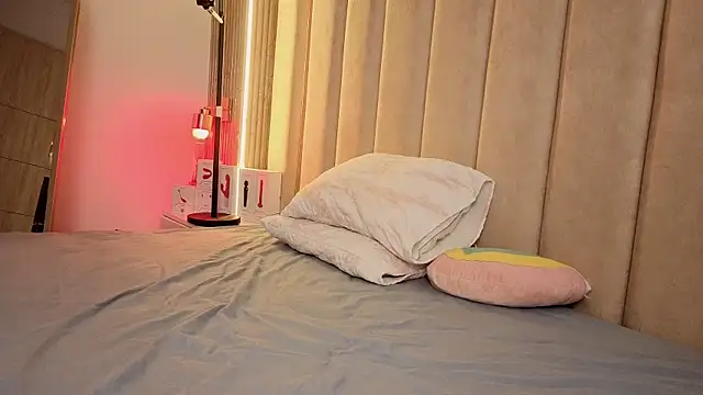 Iamnyxy online show from 04-10-26, 11:37