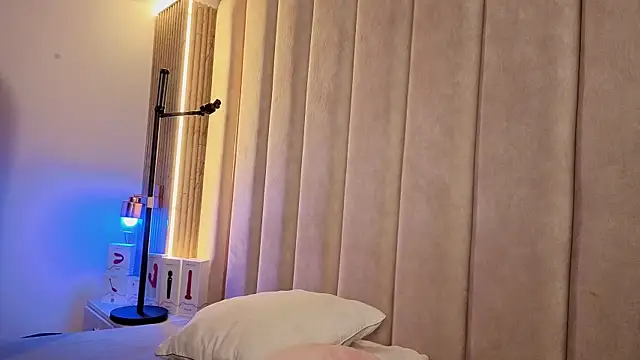 Iamnyxy online show from 04-18-26, 11:58