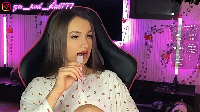 -RED HAT- online show from 04-09-26, 05:18