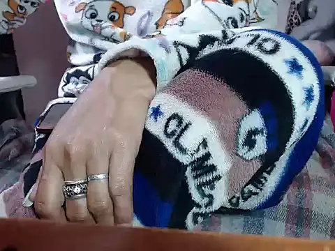 Tiff Dirty69 online show from 04-19-26, 01:54