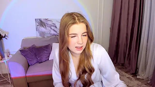 Snapshot of GoldenMirage chatting on 11-30-25, 04:16 GoldenMirage online show from 11-30-25, 04:16