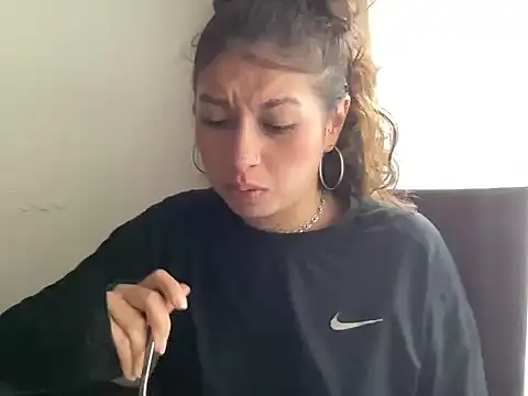 Dreana online show from 02-24-26, 05:44