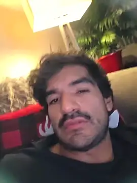 piggylatino online show from 12-20-25, 11:56