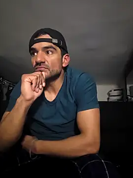 piggylatino online show from 02-10-26, 12:04