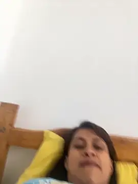 Snapshot of valeria_absurdah chatting on 12-05-25, 02:47 valeria absurdah online show from 12-05-25, 02:47