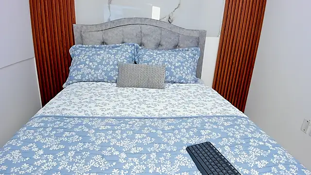 KaliBloom online show from 12-02-25, 08:48