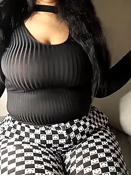 Sara90wa online show from 02-14-26, 12:40