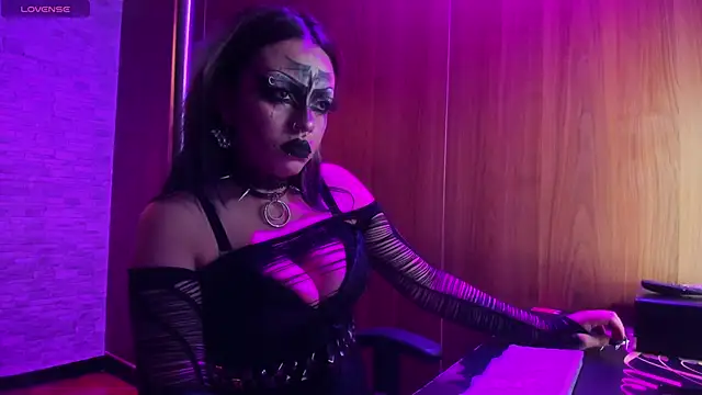 Belladonna trix online show from 12-13-25, 08:14