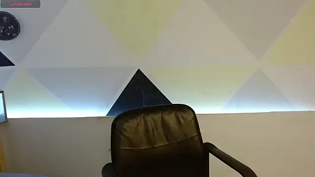 Bia LuxBia Lux online show from 11-26-25, 08:21