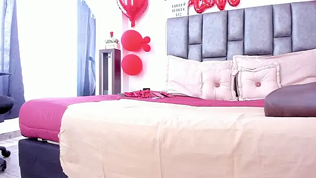 sarahhernandez online show from 02-22-26, 03:54