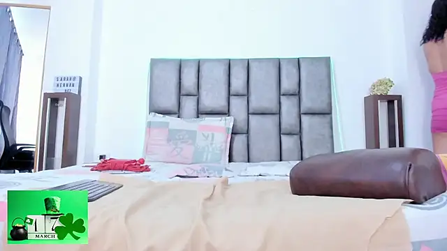 sarahhernandez online show from 03-22-26, 02:53