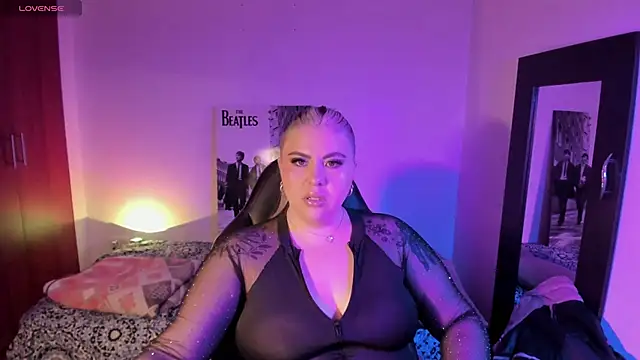 bianka hot23 online show from 11-14-25, 05:50