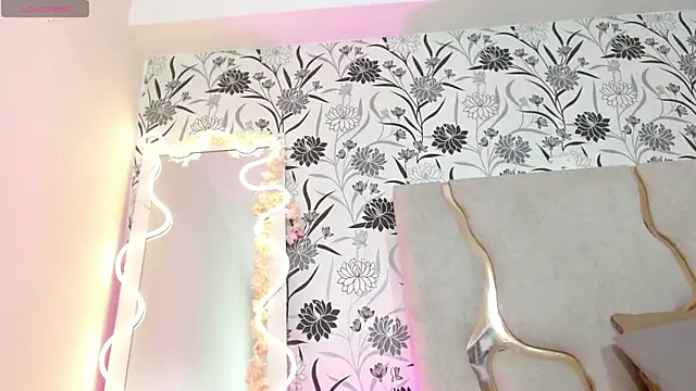 Snapshot of Joselyn_tay chatting on 11-27-25, 02:19 Joselyn tay online show from 11-27-25, 02:19