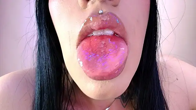 catte jensen online show from 04-25-26, 04:59