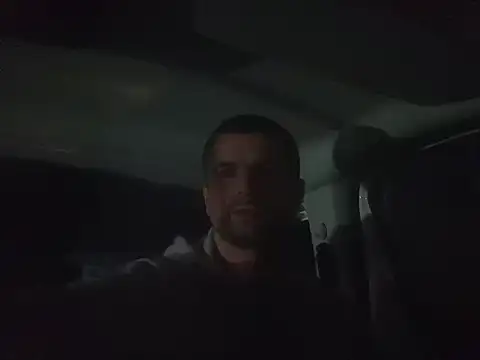 Snapshot of TwardyKierowca chatting on 11-21-25, 09:02 TwardyKierowca online show from 11-21-25, 09:02