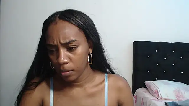 AishaOwens online show from 11-27-25, 07:38