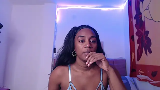 AishaOwens online show from 03-09-26, 08:46