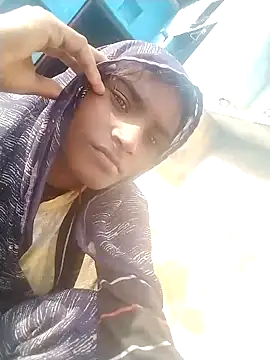 Big Lovexx online show from 11-14-25, 04:11