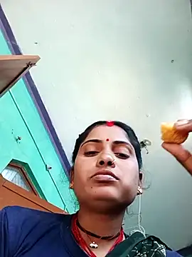 Pushpa hotty online show from 04-30-26, 03:46