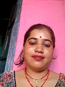 Hot kamla online show from 04-25-26, 11:46