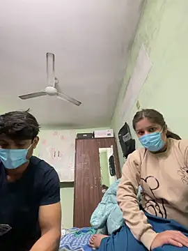 Cute hotzara online show from 12-20-25, 04:41