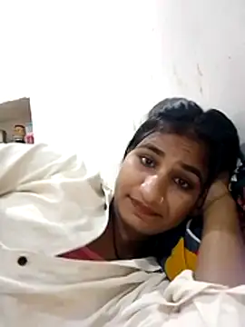 Snapshot of Kumari_gairl chatting on 12-02-25, 03:18 Kumari gairl online show from 12-02-25, 03:18
