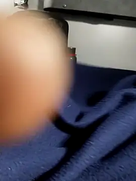 Snapshot of yourcharm4593 chatting on 11-17-25, 05:41 yourcharm4593 online show from 11-17-25, 05:41