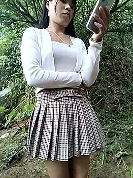 gugu0022 online show from 04-27-26, 10:24