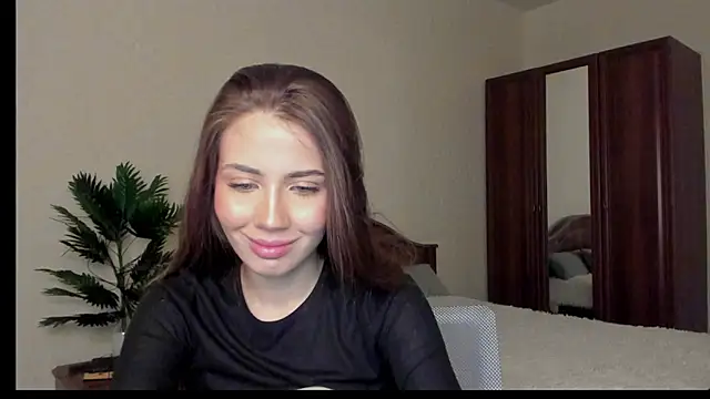 Snapshot of Aurora_Glow21 chatting on 01-11-26, 12:10 Aurora Glow21 online show from 01-11-26, 12:10