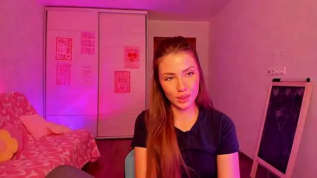 Snapshot of Aurora_Glow21 chatting on 05-20-26, 12:11 Aurora Glow21 online show from 05-20-26, 12:11