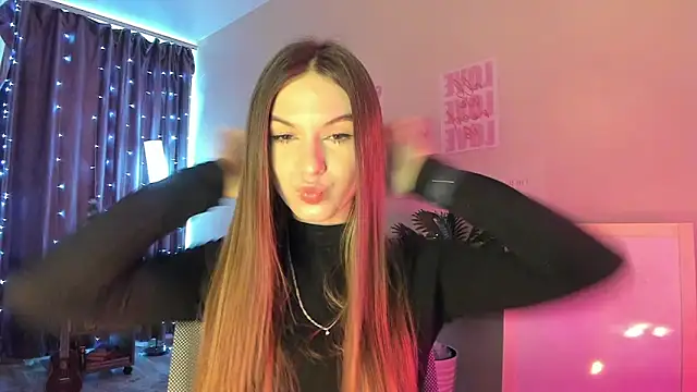 luna lust 212 online show from 03-15-26, 04:29