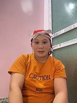 Snapshot of xuan-ha chatting on 12-22-25, 02:41 xuan-ha online show from 12-22-25, 02:41