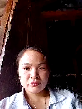 Snapshot of chau-bau- chatting on 11-13-25, 06:01 chau-bau- online show from 11-13-25, 06:01