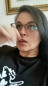 Snapshot of CarolinnaSaenz chatting on 05-31-26, 02:57 CarolinnaSaenz online show from 05-31-26, 02:57