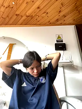 ninffa 18 online show from 11-13-25, 08:08