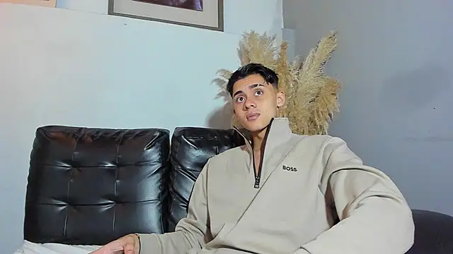 ZeusBrant online show from 04-08-26, 01:11