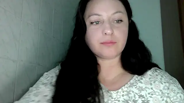 Snapshot of MelinaAx chatting on 05-06-26, 07:52 MelinaAx online show from 05-06-26, 07:52