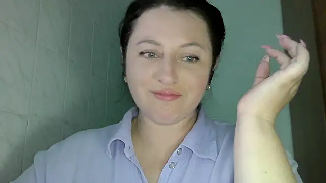 Snapshot of MelinaAx chatting on 05-19-26, 08:59 MelinaAx online show from 05-19-26, 08:59