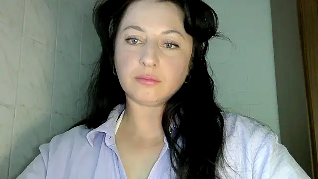 Snapshot of MelinaAx chatting on 05-28-26, 06:38 MelinaAx online show from 05-28-26, 06:38