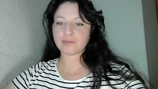 Snapshot of MelinaAx chatting on 06-02-26, 08:00 MelinaAx online show from 06-02-26, 08:00