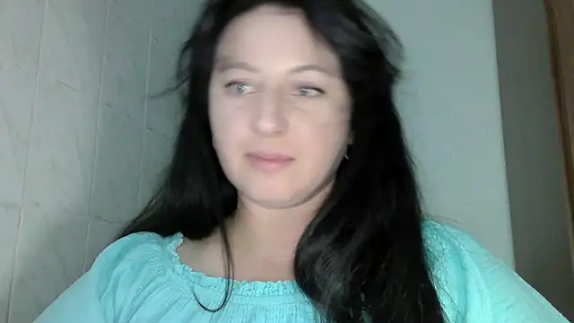 Snapshot of MelinaAx chatting on 06-03-26, 06:57 MelinaAx online show from 06-03-26, 06:57