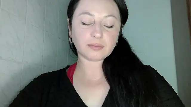 Snapshot of MelinaAx chatting on 06-06-26, 07:51 MelinaAx online show from 06-06-26, 07:51