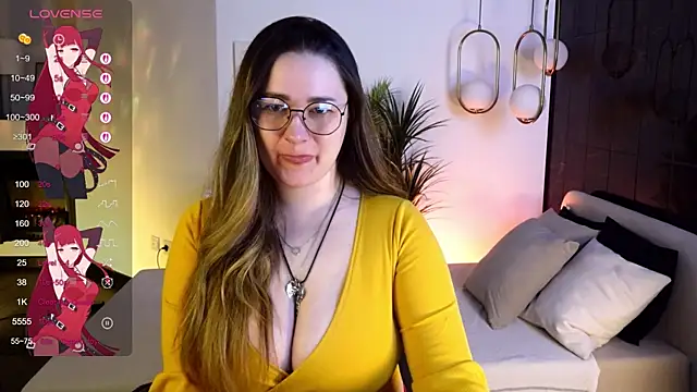 EmmaBloomm online show from 11-22-25, 11:04