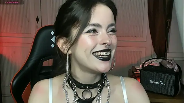 Snapshot of Lana__Soft chatting on 12-20-25, 06:37 Lana Soft online show from 12-20-25, 06:37