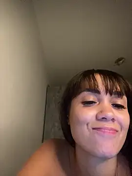 carolsapequinha online show from 04-22-26, 01:41