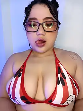 Snapshot of Sweety_chloe chatting on 12-03-25, 03:21 Sweety chloe online show from 12-03-25, 03:21