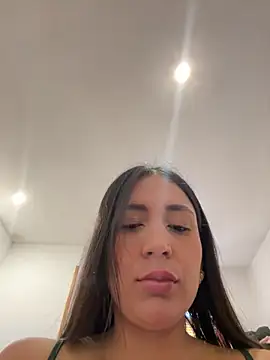 Snapshot of Marilu_exotic chatting on 11-13-25, 11:20 Marilu exotic online show from 11-13-25, 11:20